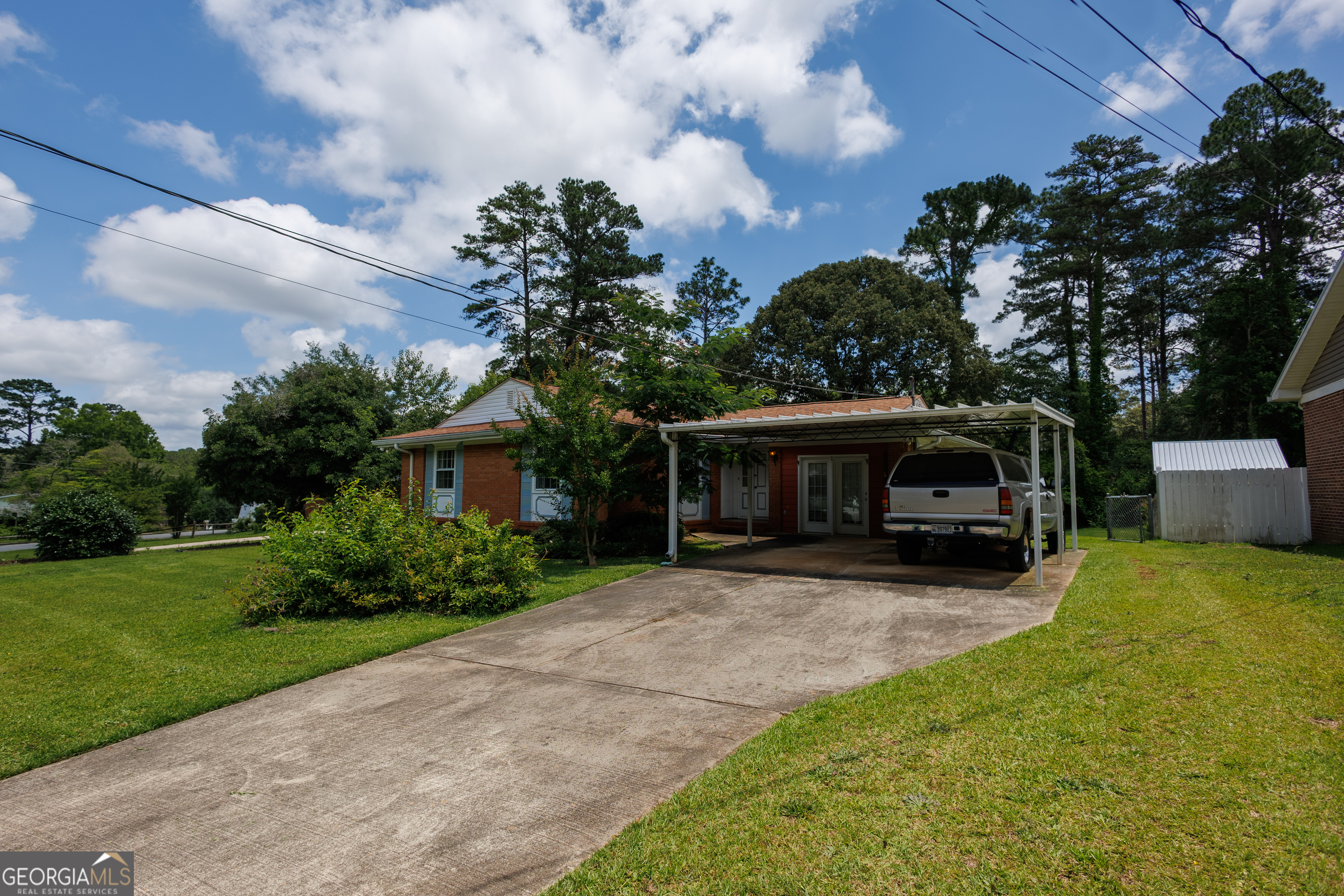 110 Hillside TER