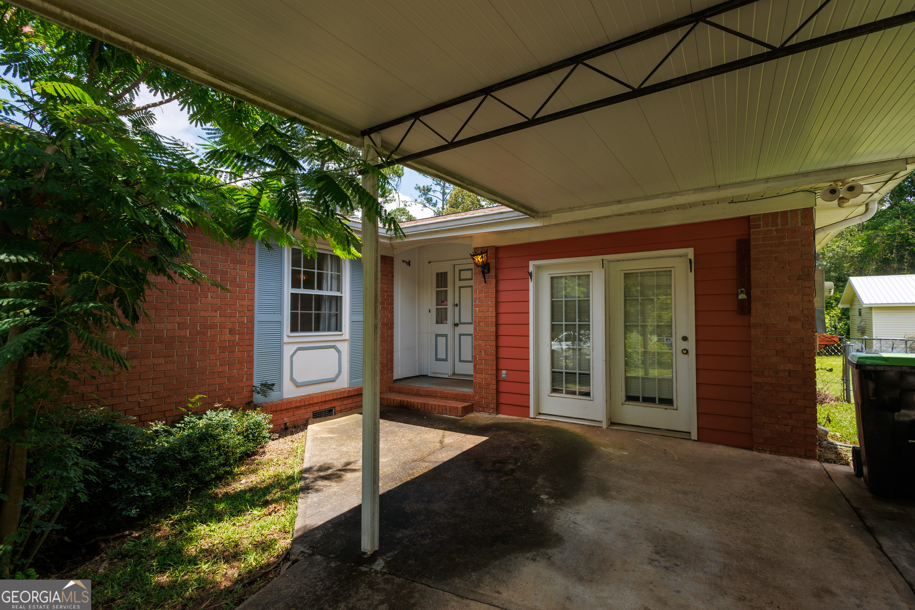 110 Hillside TER