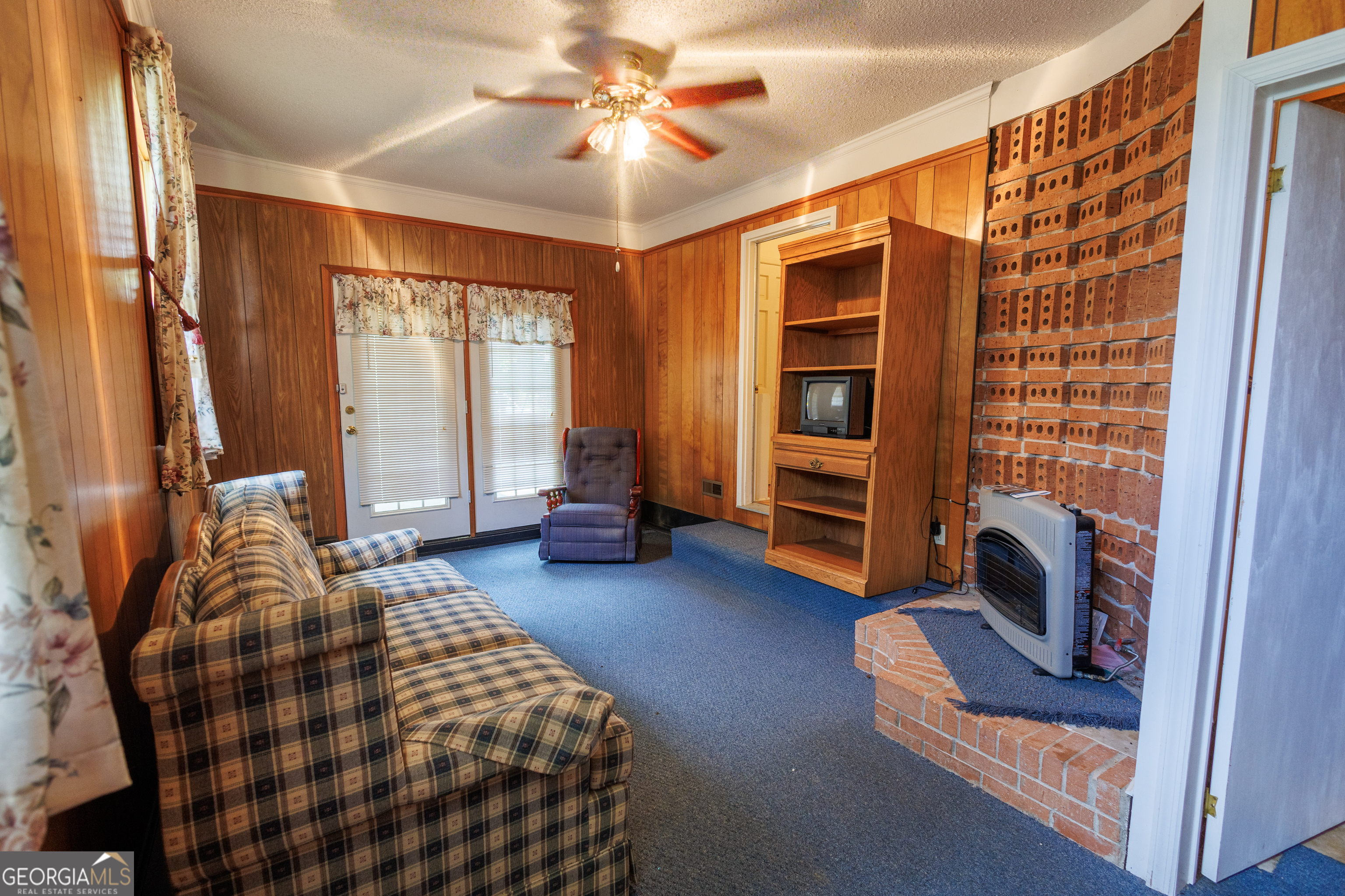 110 Hillside TER