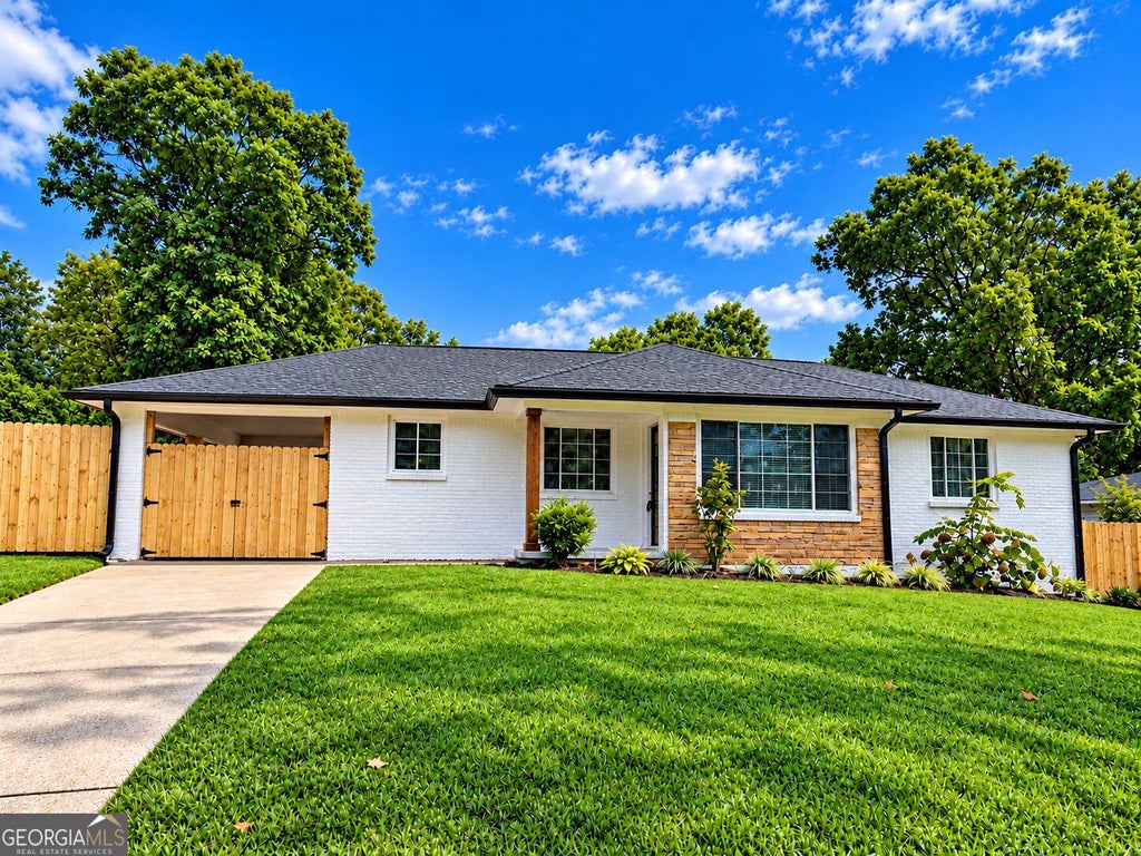Photo of 2118 Glendale Drive, Decatur, GA 30032 (MLS # 10882293)