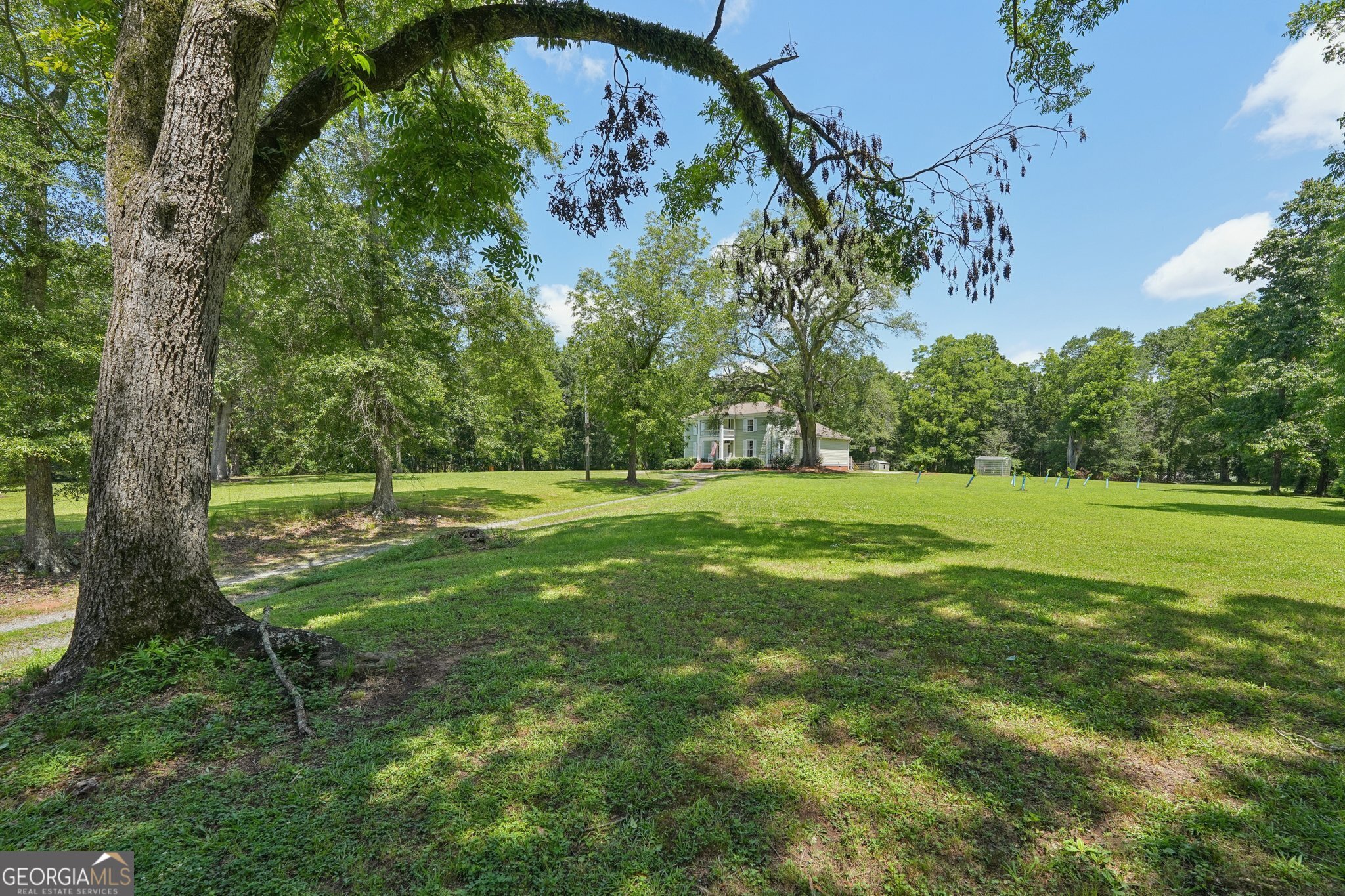 21285 Highway 18