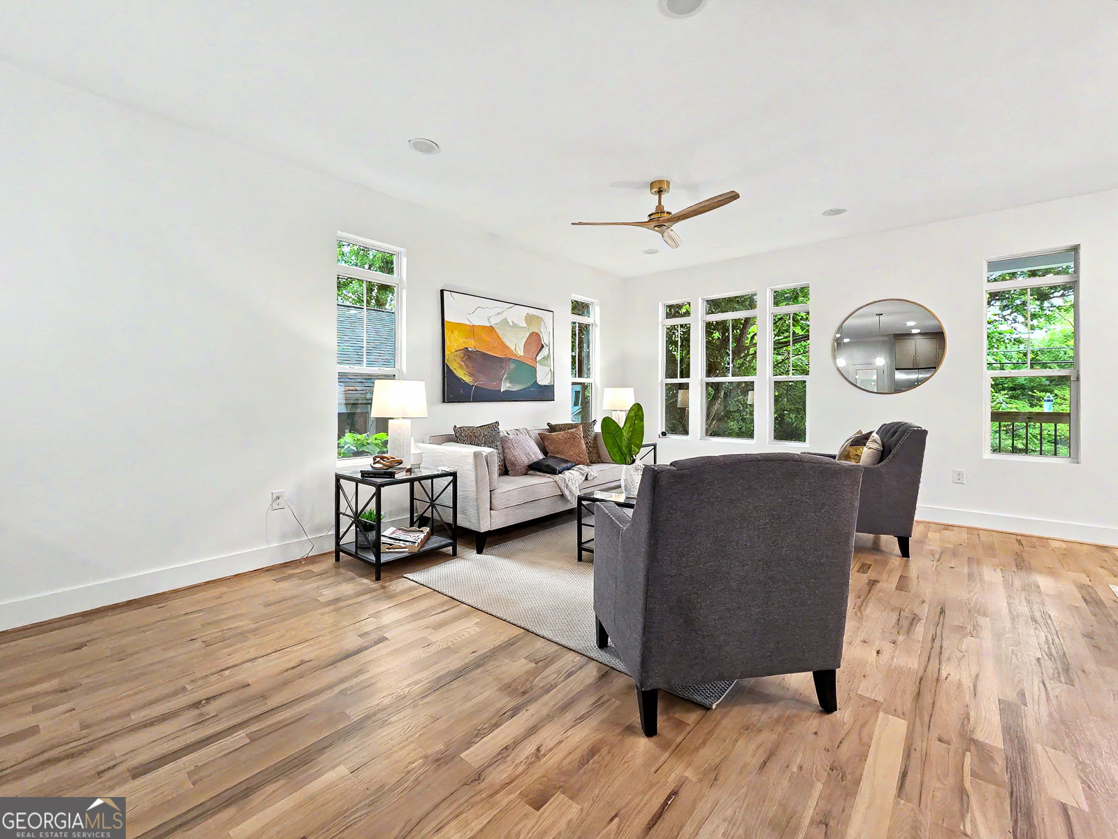 113 Vanira AVE SE