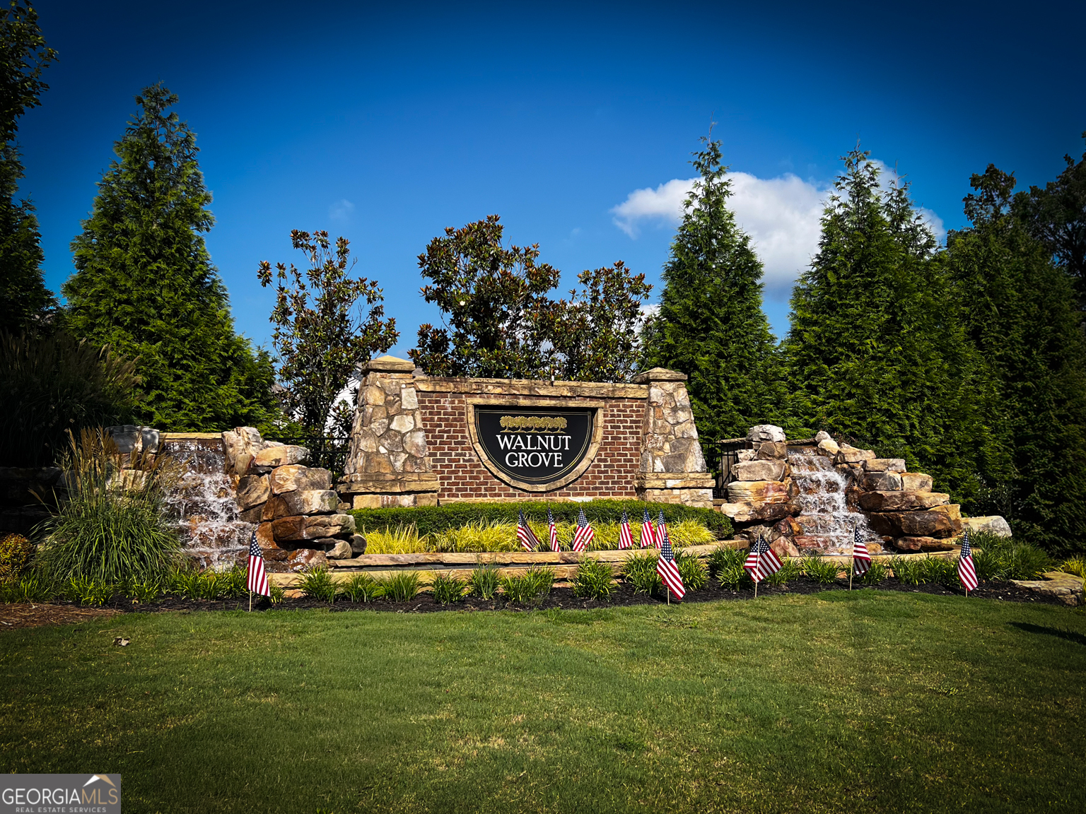 151 Russell RD