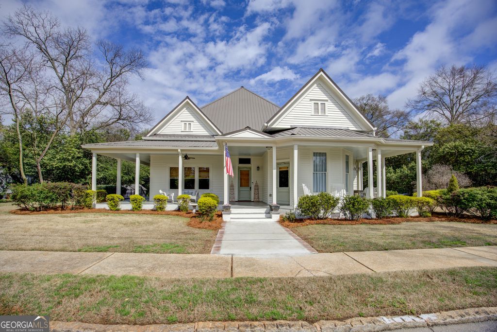 Photo of 88 College Street, McDonough, GA 30253 (MLS # 10708285)