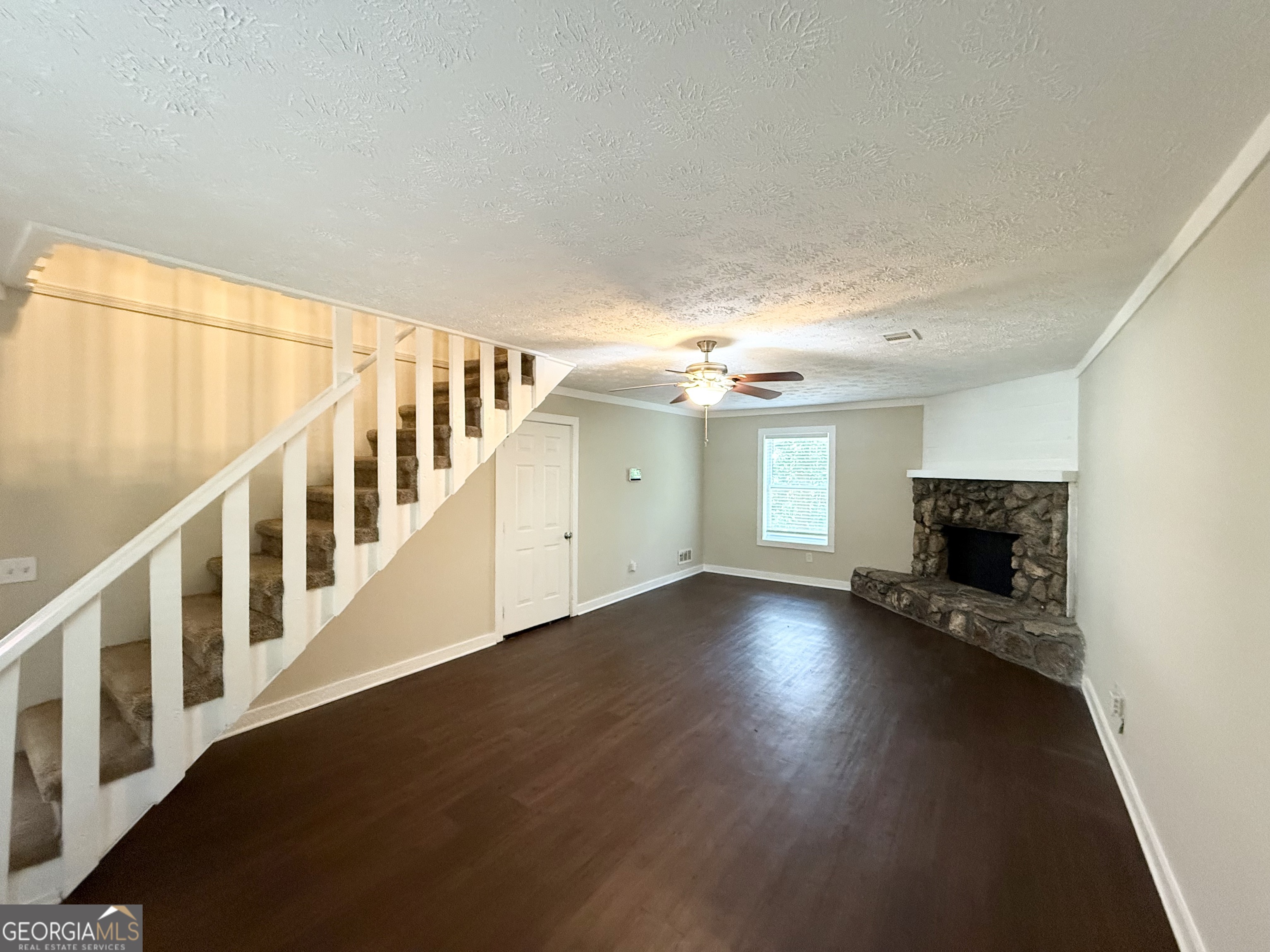 4239 MIDWAY DR