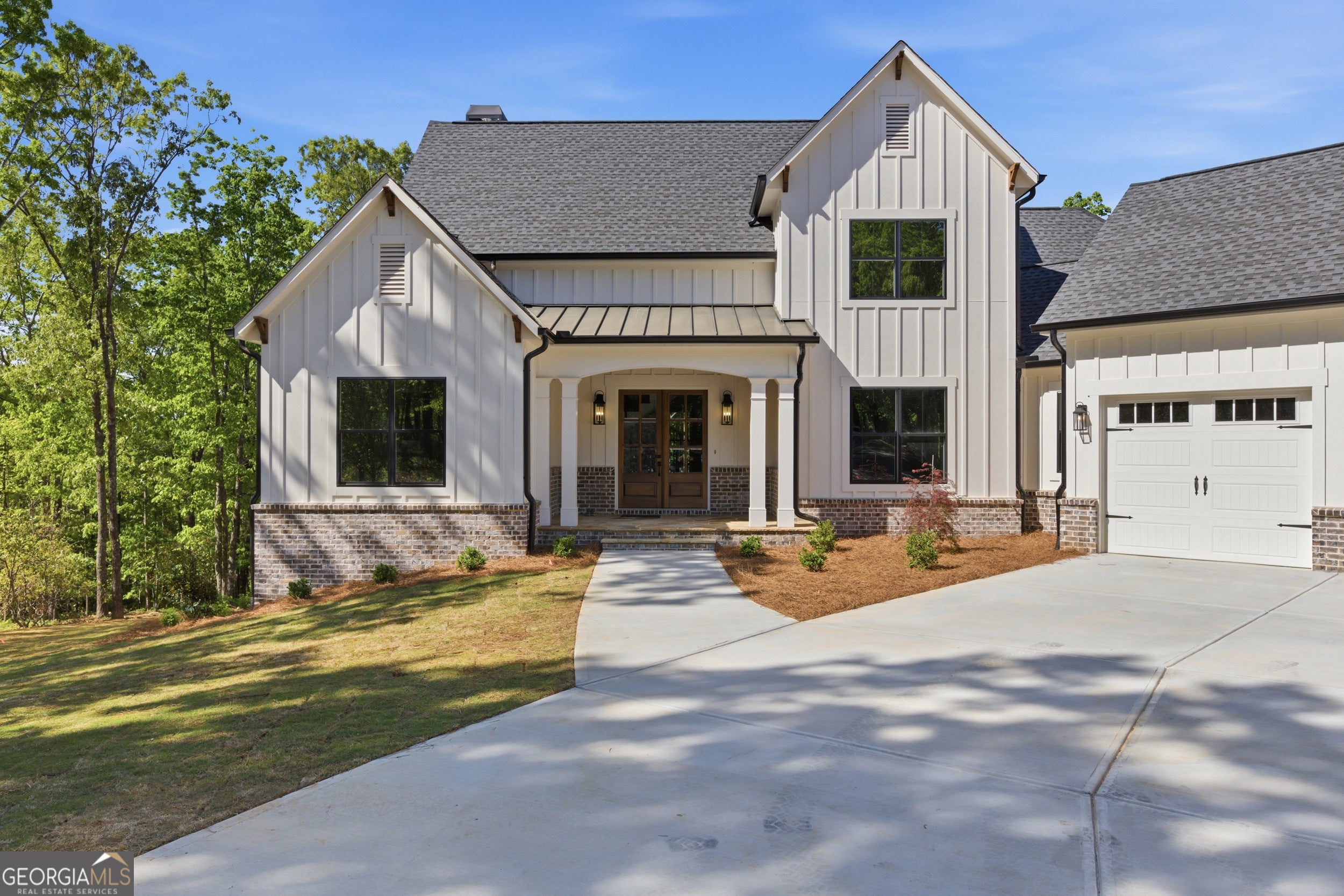 110 Fall Pippin CT