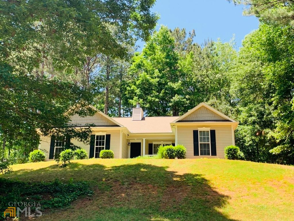 Photo of 108 Philmont Court, Lagrange, GA 30240 (MLS # 10771706)