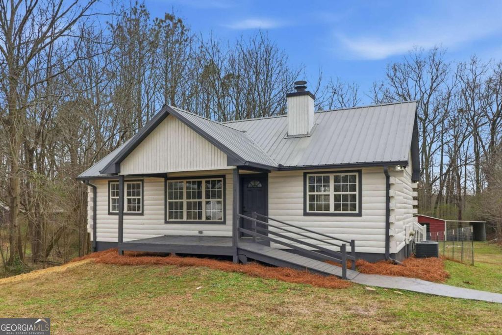 Photo of 1441 S 100 Highway, Bowdon, GA 30108 (MLS # 10670727)