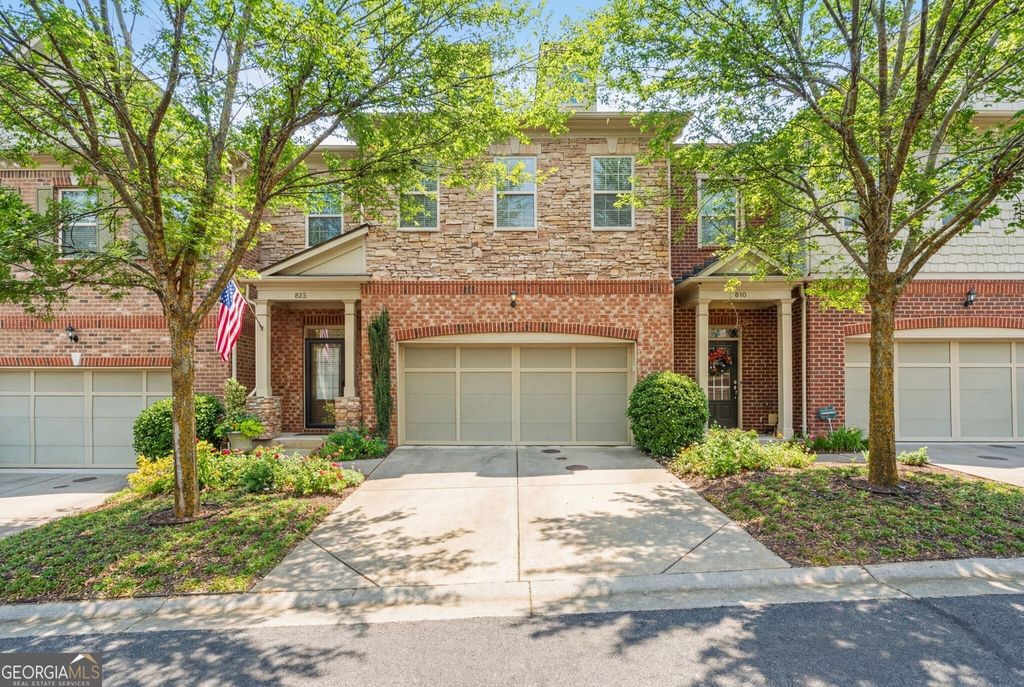 Photo of 828 Northam Lane, Atlanta, GA 30342 (MLS # 10679064)