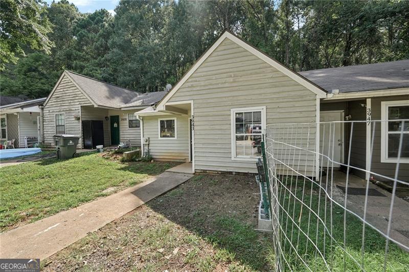 3943 Henry CT
