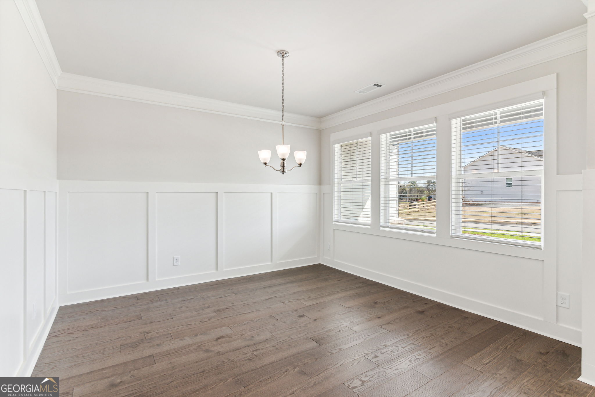 5563 Overview DR