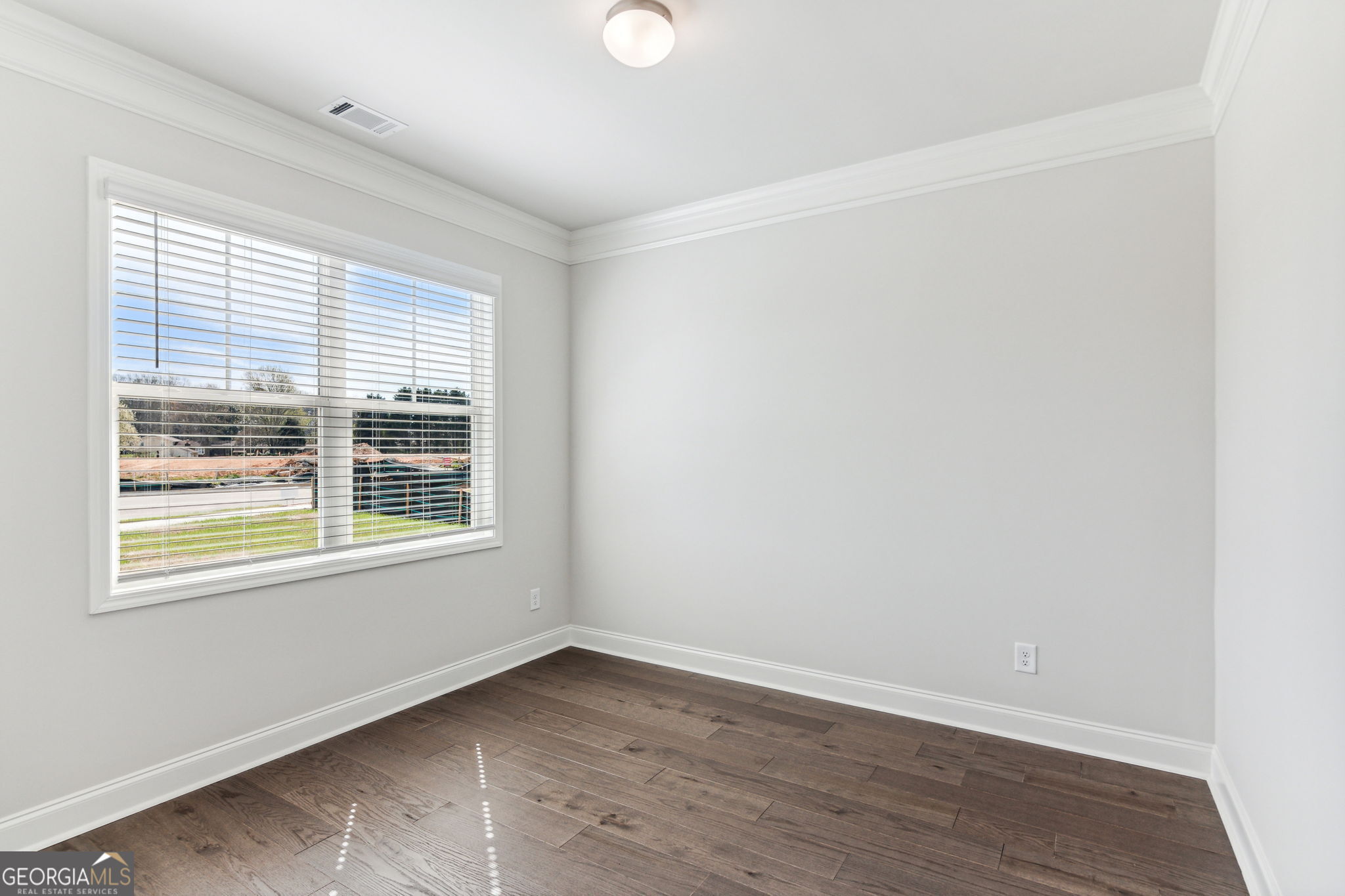5563 Overview DR