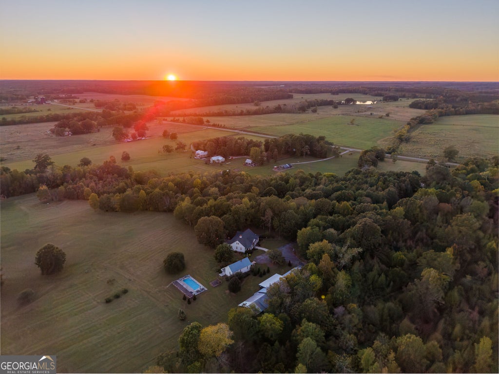 Photo of 235 Glades Road, Eatonton, GA 31024 (MLS # 10875935)