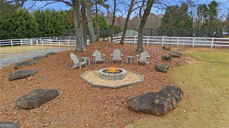 8525 Lanierland Farms DR