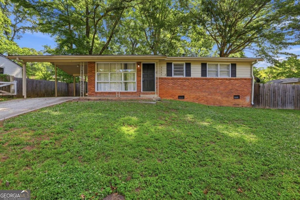 Photo of 2485 Brackett Drive SW, Marietta, GA 30060 (MLS # 10767244)