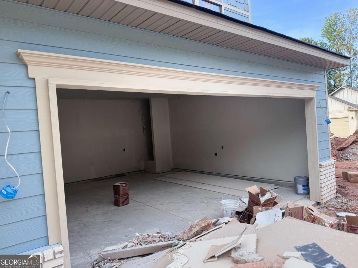 285 Magnolia Villas DR