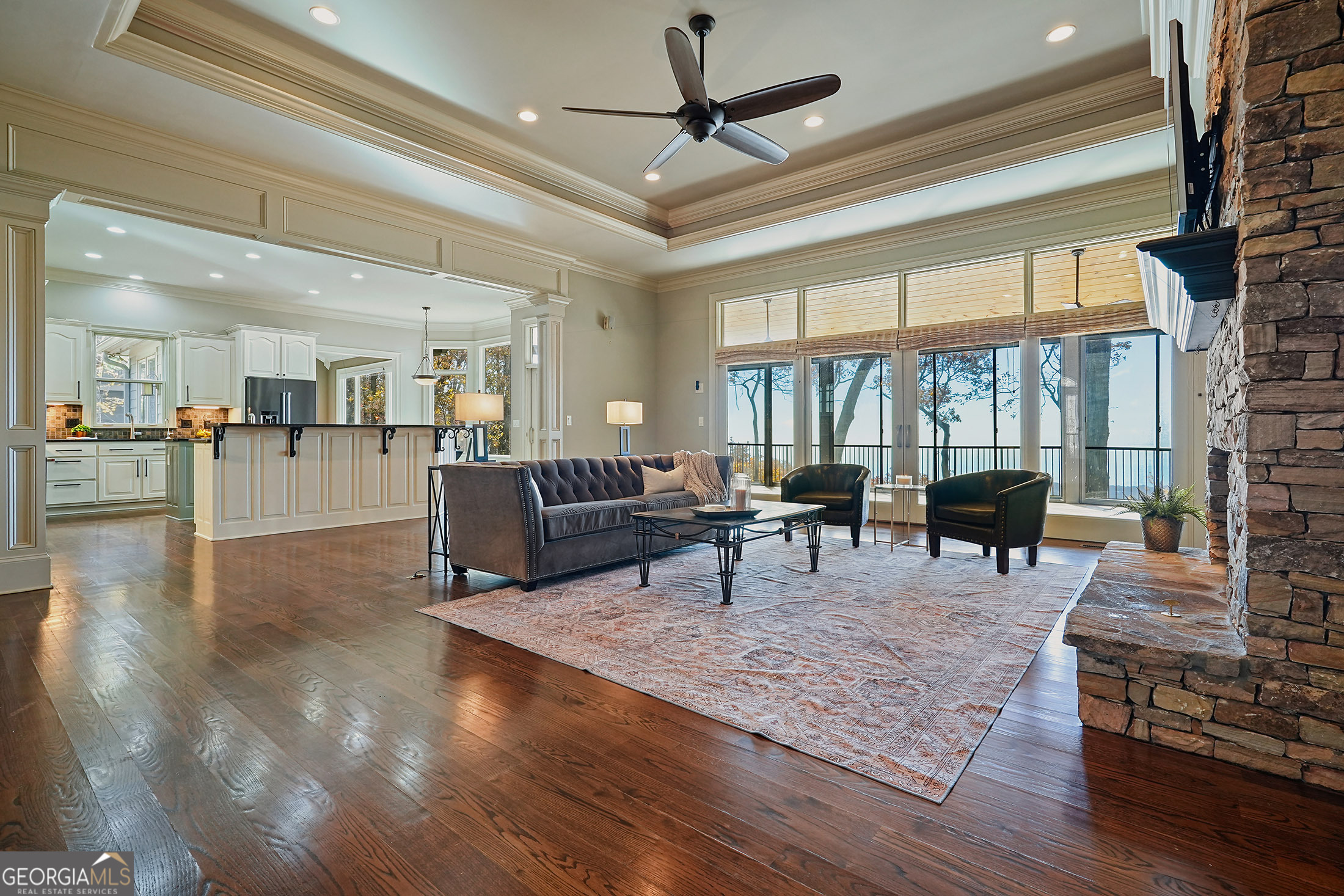 132 Sanderlin Mountain DR S