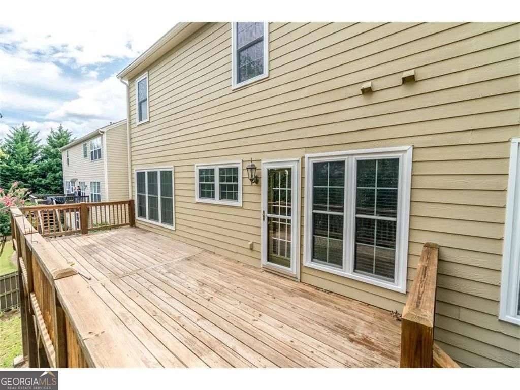 1910 CHATTAHOOCHEE DR