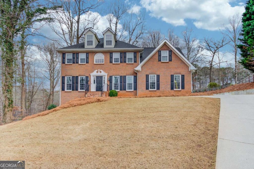Photo of 91 Saint Martin Drive, Suwanee, GA 30024 (MLS # 10672800)