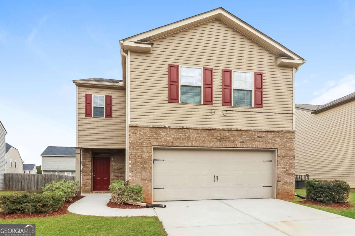 Discover a spacious 4-bedroom, 2.5-bathroom pet-friendly home with 2,367 sq ft of living space. Take advantage of this opportunity and schedule a tour today!