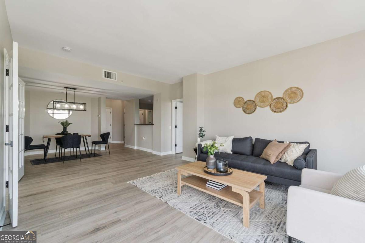 3475 Oak Valley RD NE 1570