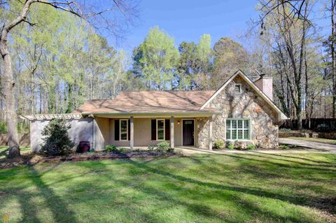 240 Browns Hill CT Tyrone GA 30290