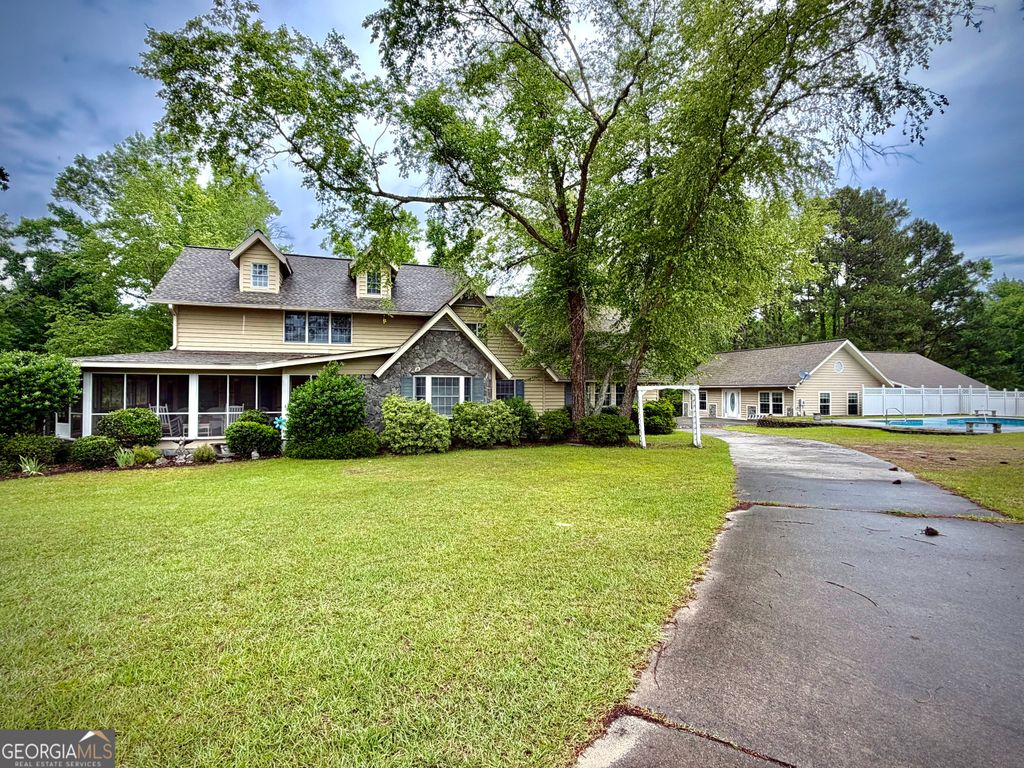 Photo of 87 Georgia Avenue, Adrian, GA 31002 (MLS # 10761422)