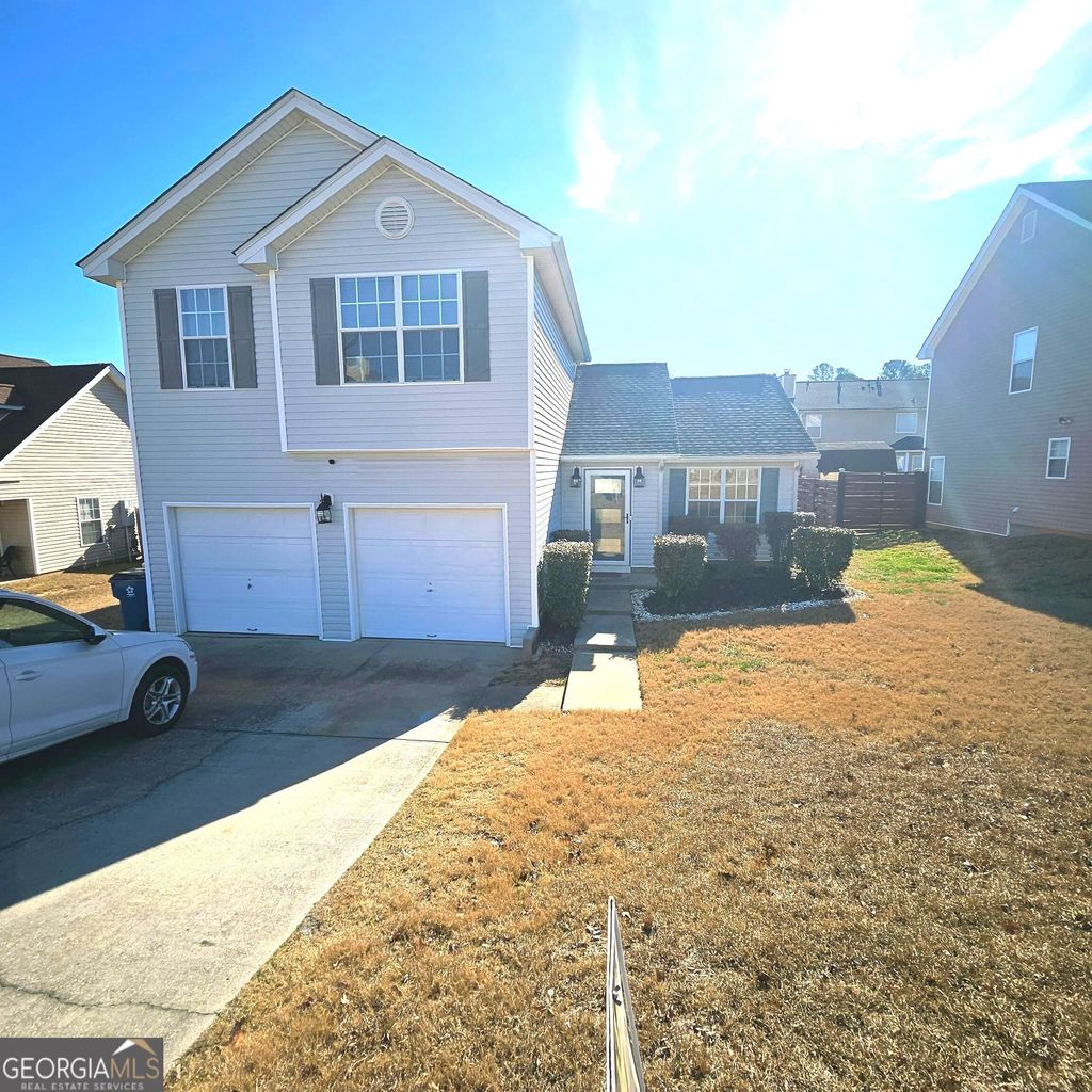 Photo of 1278 Labrador Lane, Riverdale, GA 30296 (MLS # 10727306)