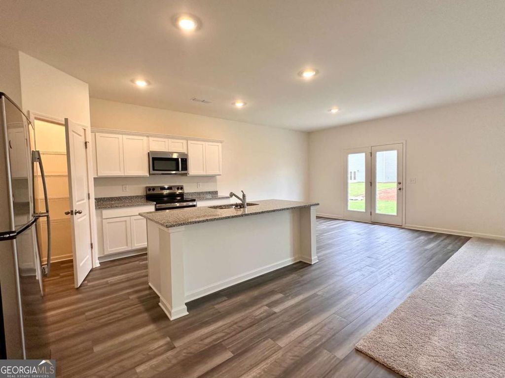 Photo of 303 Bandimere Pkwy, Dallas, GA 30157 (MLS # 10673760)