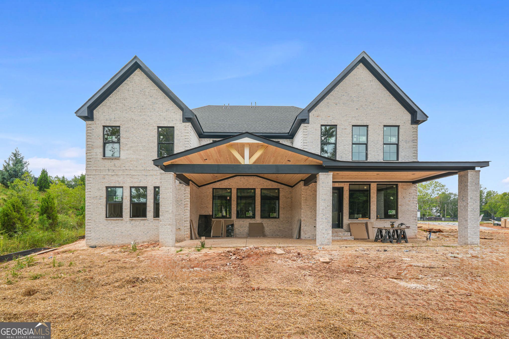 The Manor at Smithtown - Residential