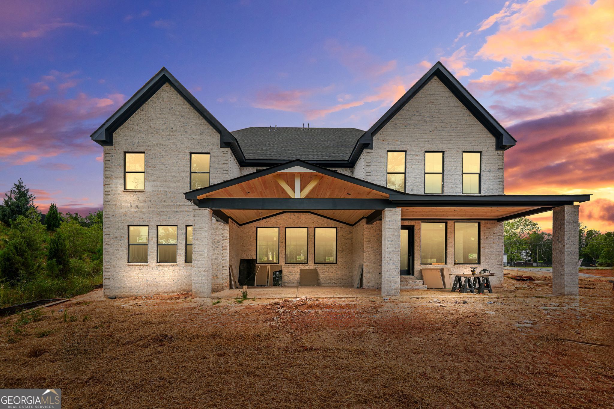 The Manor at Smithtown - Residential