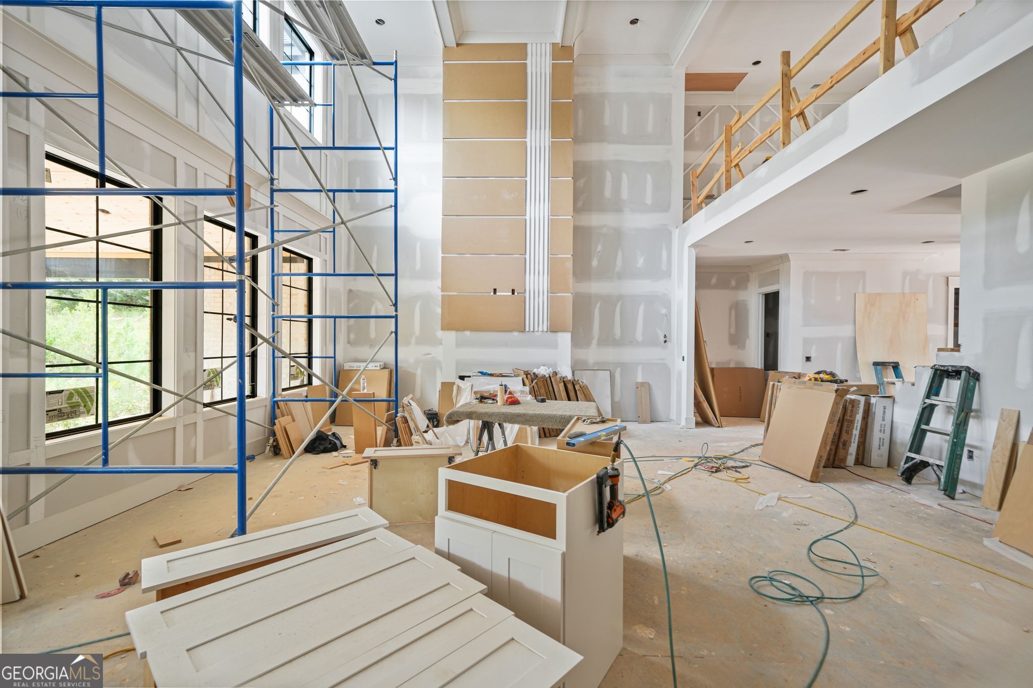 The Manor at Smithtown - Residential