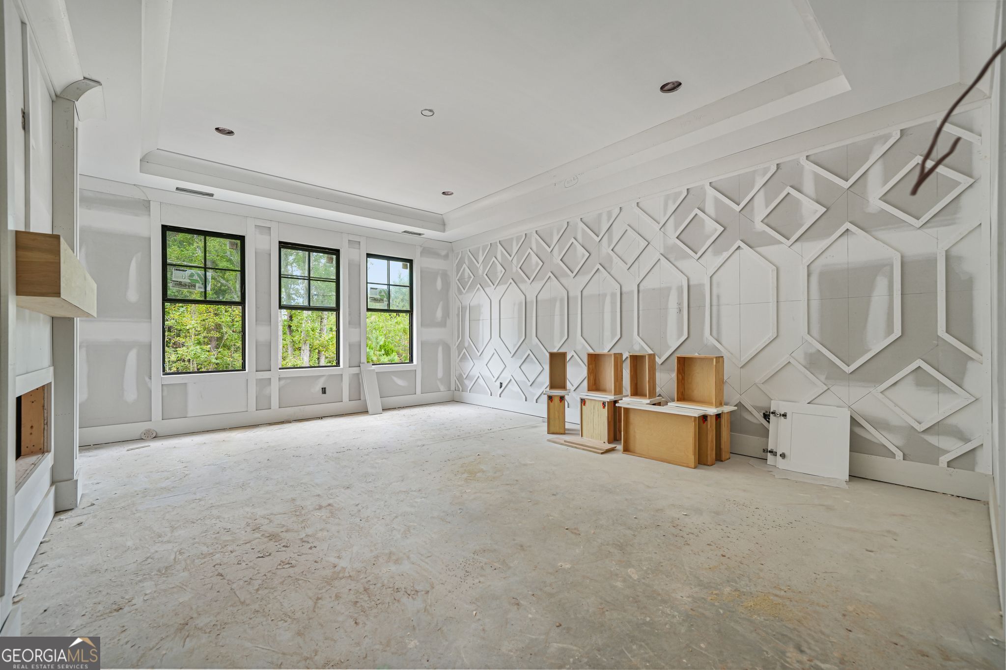 The Manor at Smithtown - Residential