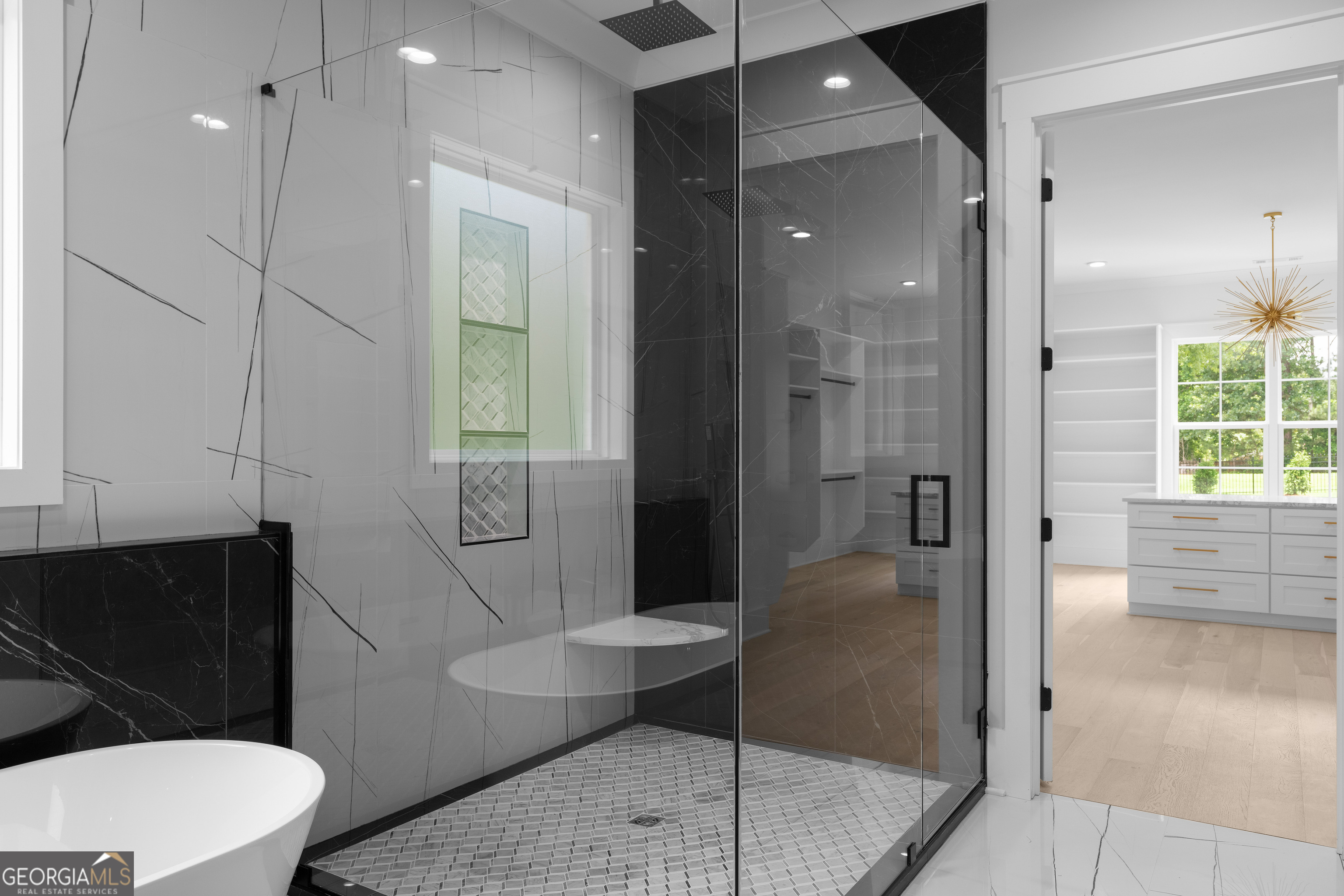 The Manor at Smithtown - Residential