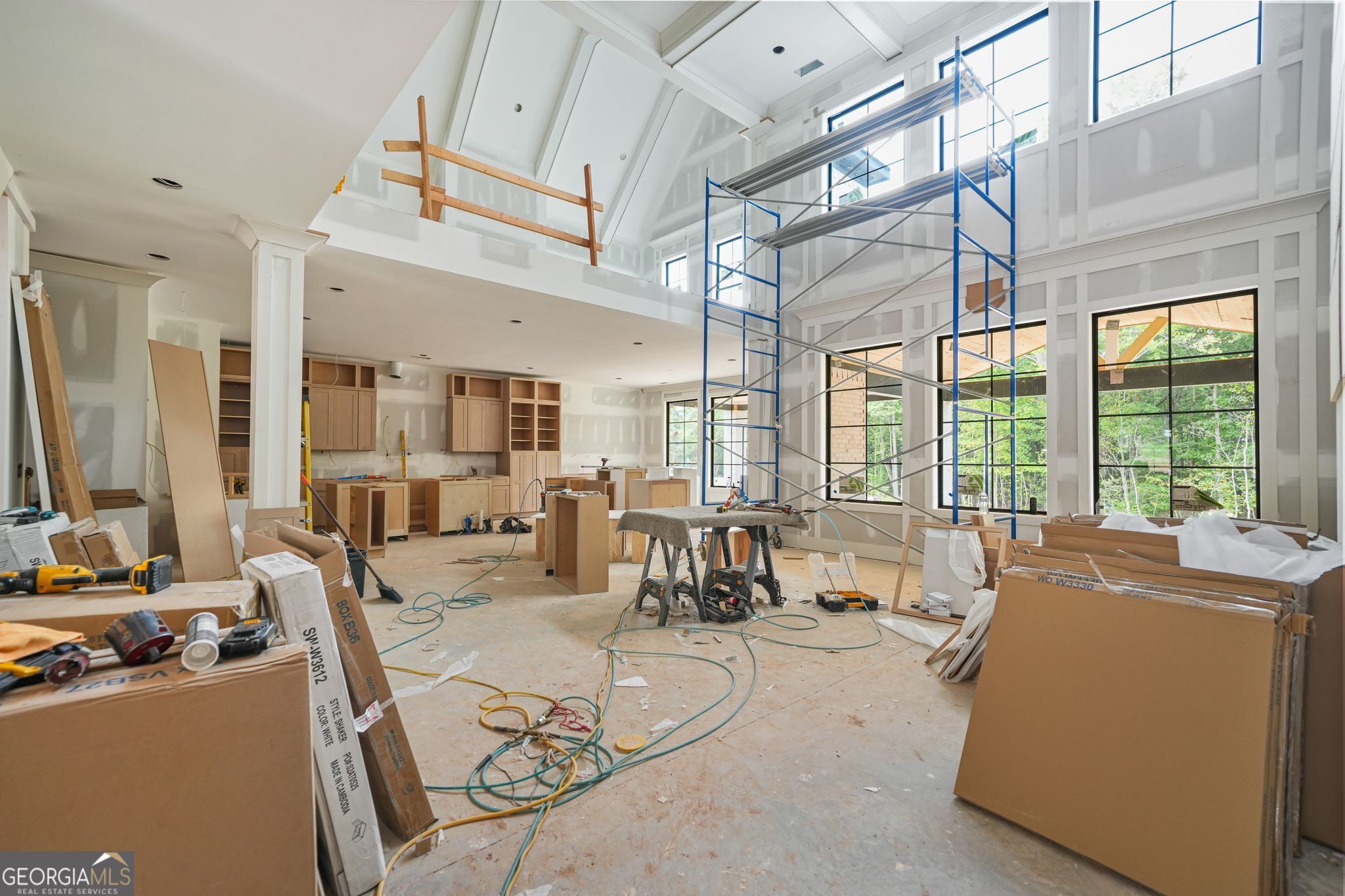 The Manor at Smithtown - Residential