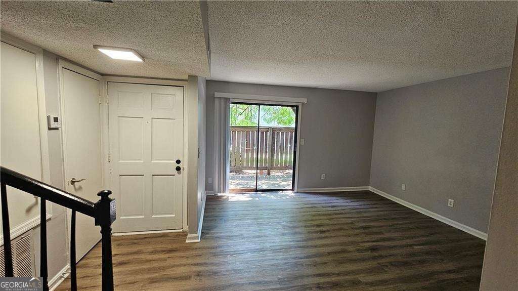 Photo of 1403 Stone Mill Trace, Stone Mountain, GA 30083 (MLS # 10876265)