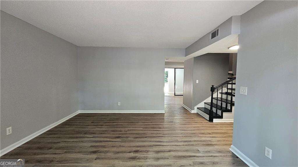 Photo of 1403 Stone Mill Trace, Stone Mountain, GA 30083 (MLS # 10876265)