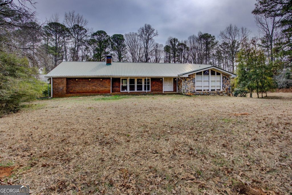 Photo of 2816 Klondike Road SW, Conyers, GA 30094 (MLS # 10709692)