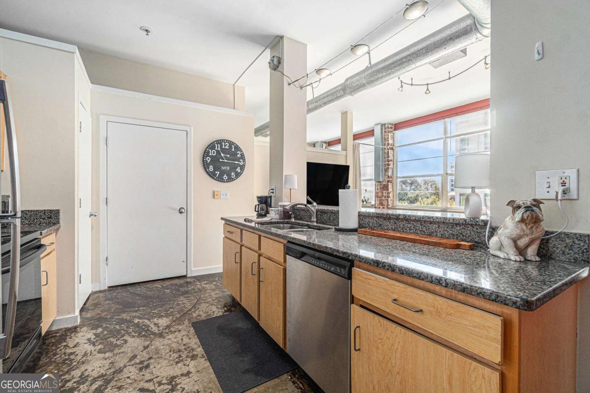 800 Peachtree ST NE 8613