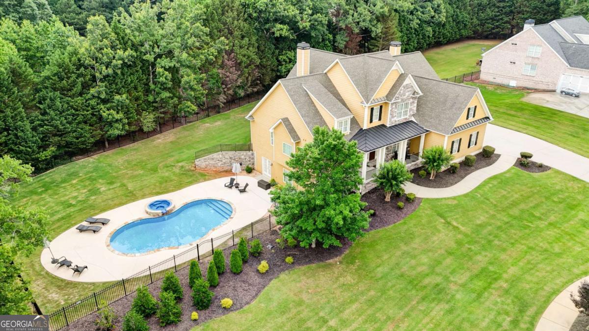 116 Archstone SQ