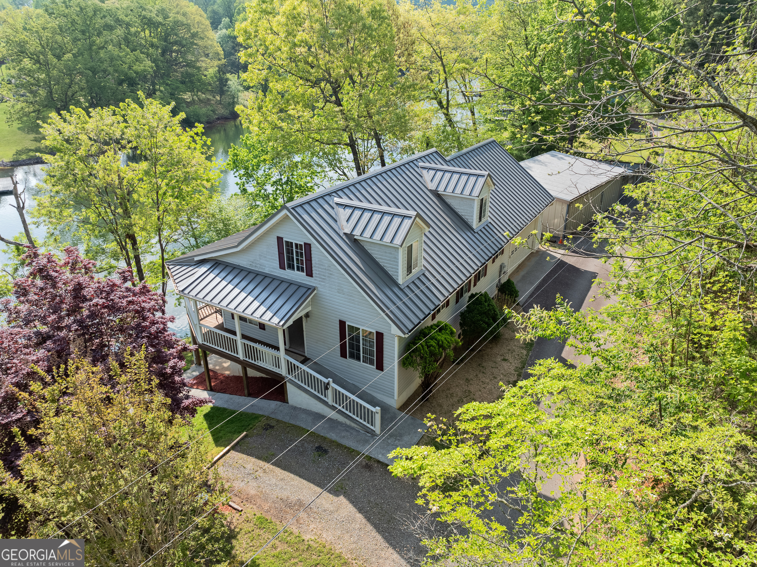 97 Kilmoore Lane