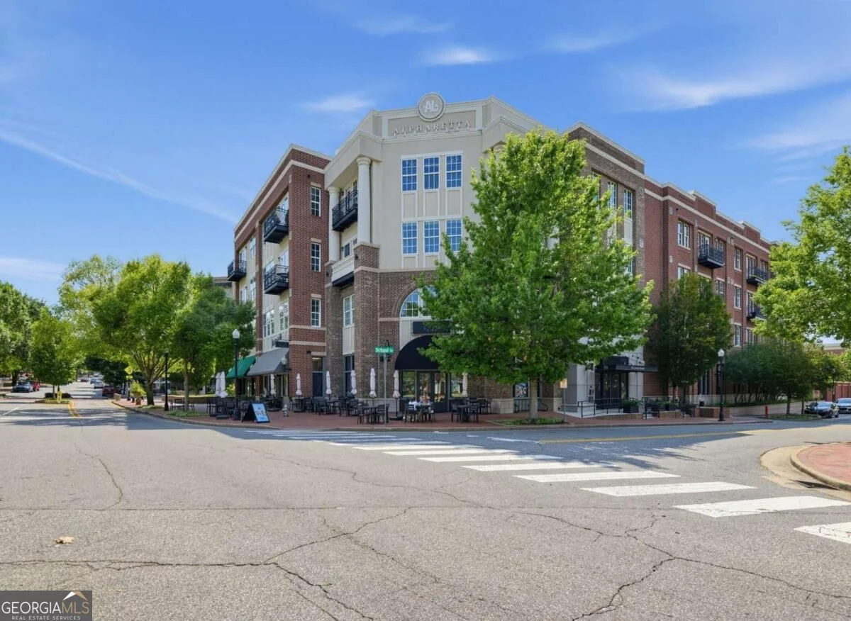 58 Canton Street Unit 202, Alpharetta, GA, 30009