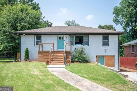 177 Silver Springs CIR SW Atlanta GA 30310