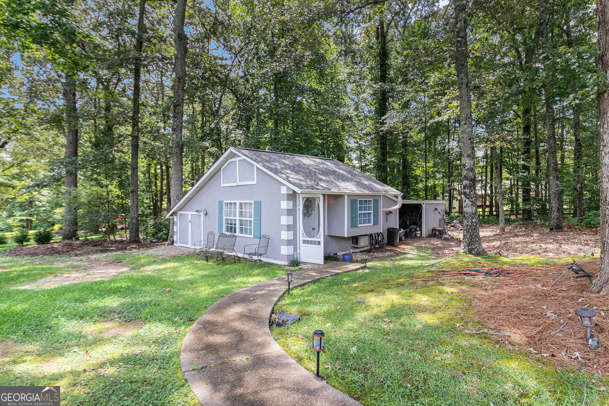 85 London LN