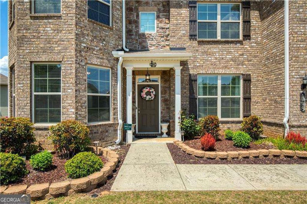 Photo of 5210 Echos Cove, Cumming, GA 30028 (MLS # 10741993)