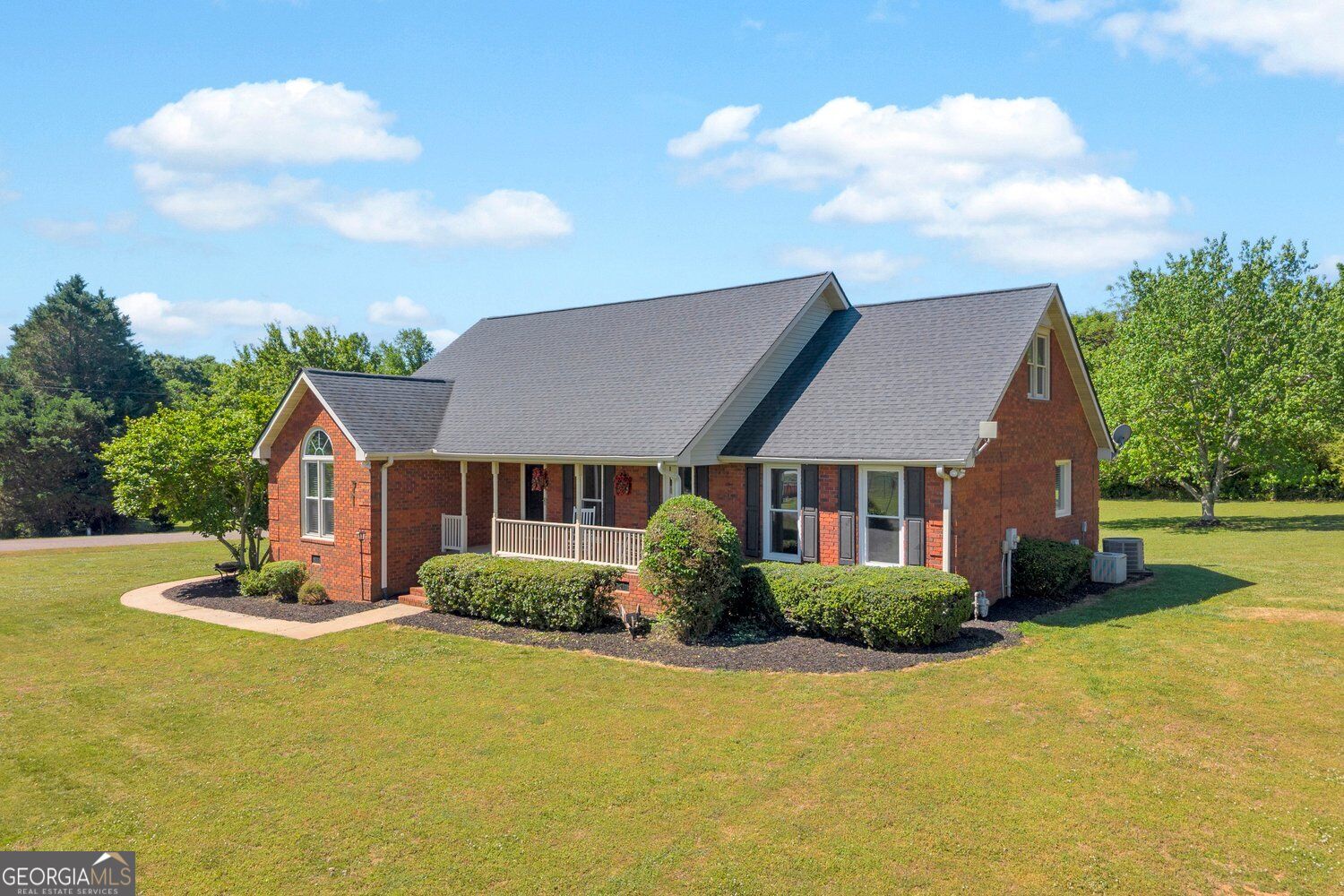 71 Woodridge WAY