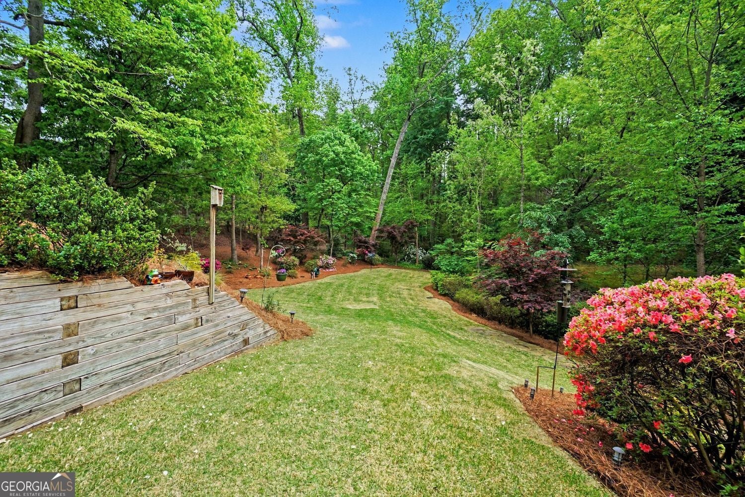 589 Vinings Springs DR SE