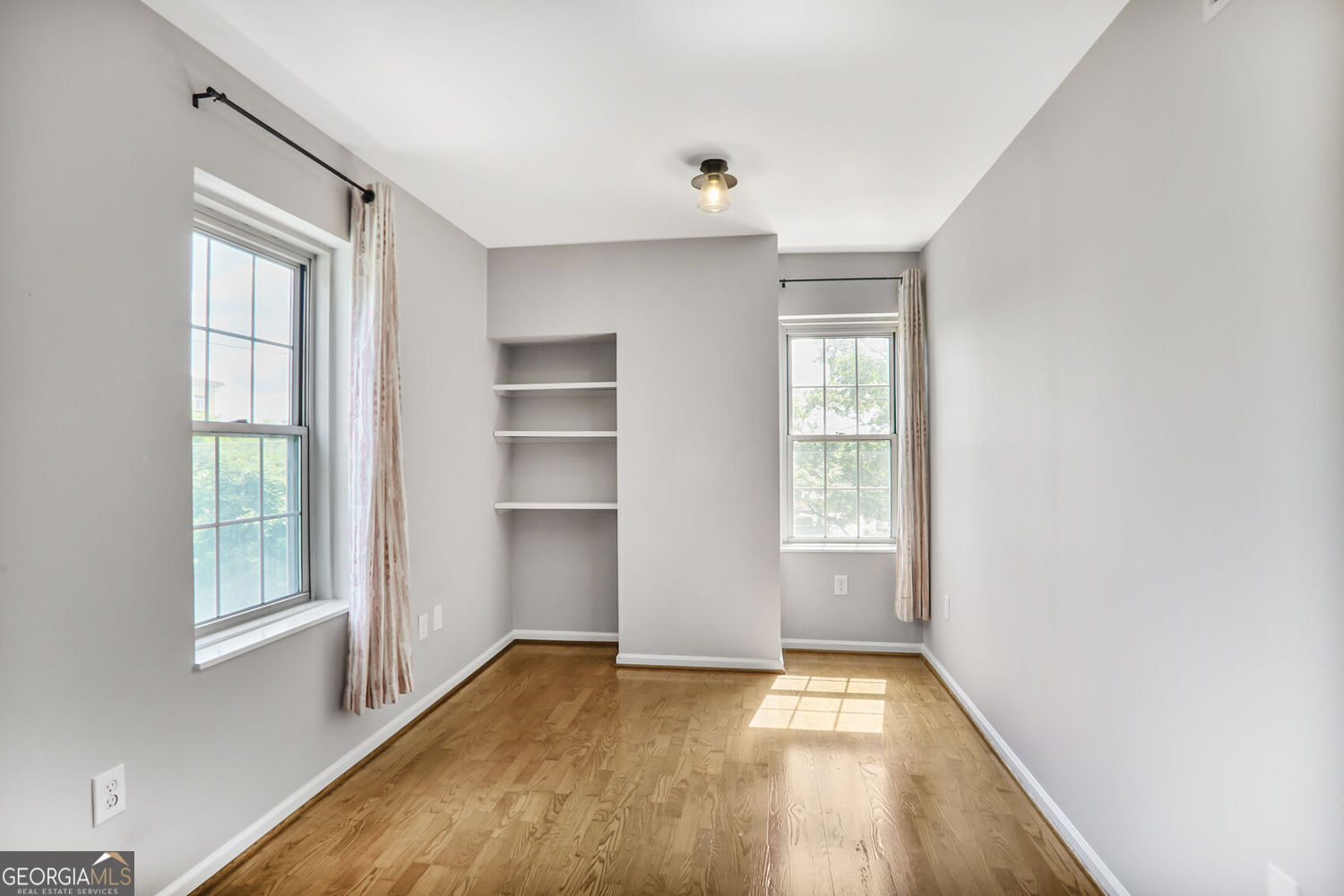 Atlanta, Georgia 30309, United States, 2 Bedrooms Bedrooms, ,2 BathroomsBathrooms,Residential,Active,136446