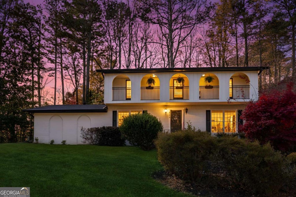 Photo of 4894 Macbain Lane, Dunwoody, GA 30360 (MLS # 10817518)