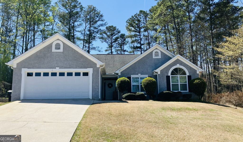 Photo of 328 vendella Circle, peachtree city, GA 30269 (MLS # 10713143)
